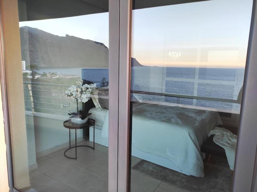 Luxury Los Gigantes Apartment Puerto de Santiago  Extérieur photo