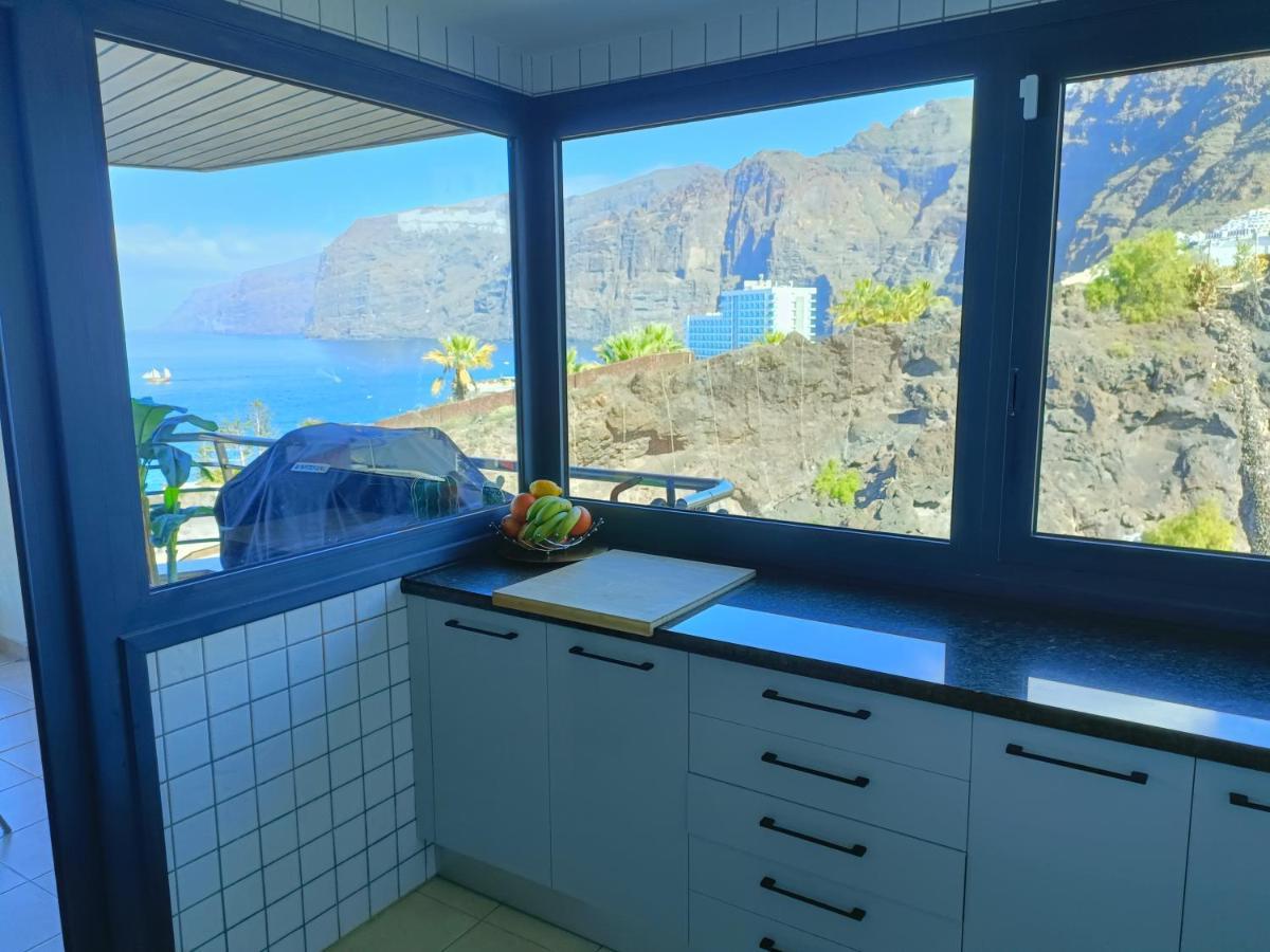 Luxury Los Gigantes Apartment Puerto de Santiago  Extérieur photo