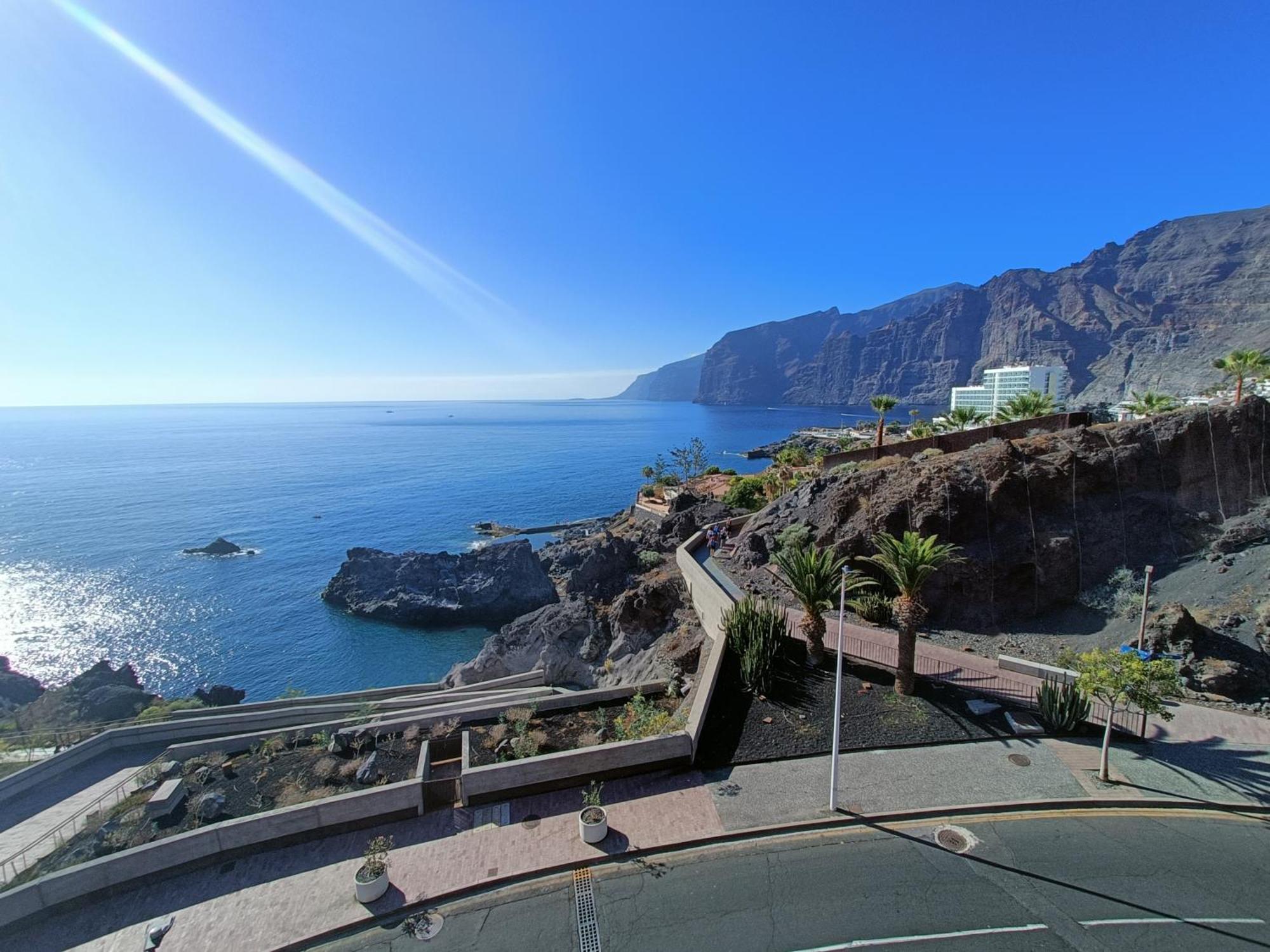 Luxury Los Gigantes Apartment Puerto de Santiago  Extérieur photo